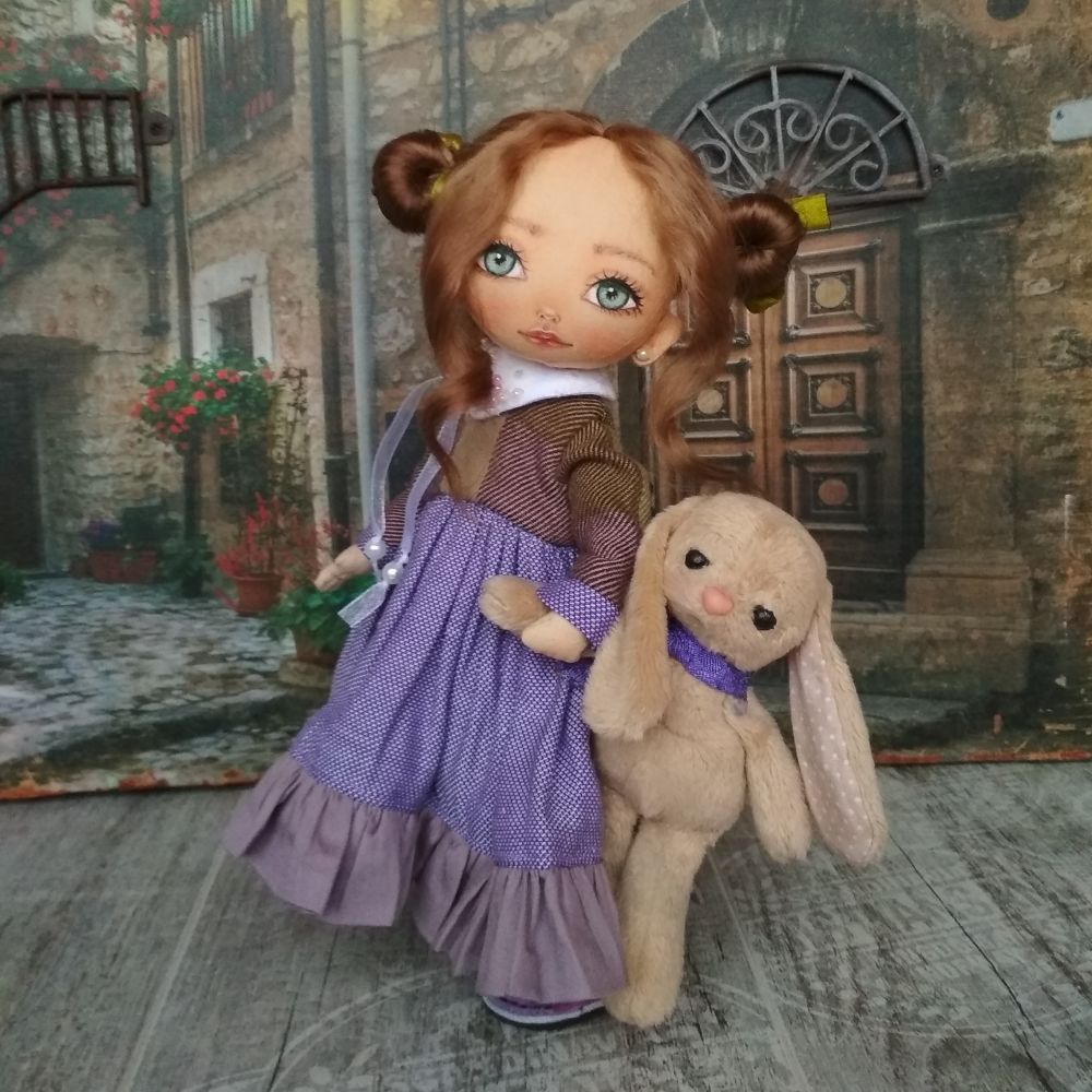 Текстильная кукла с зайчиком